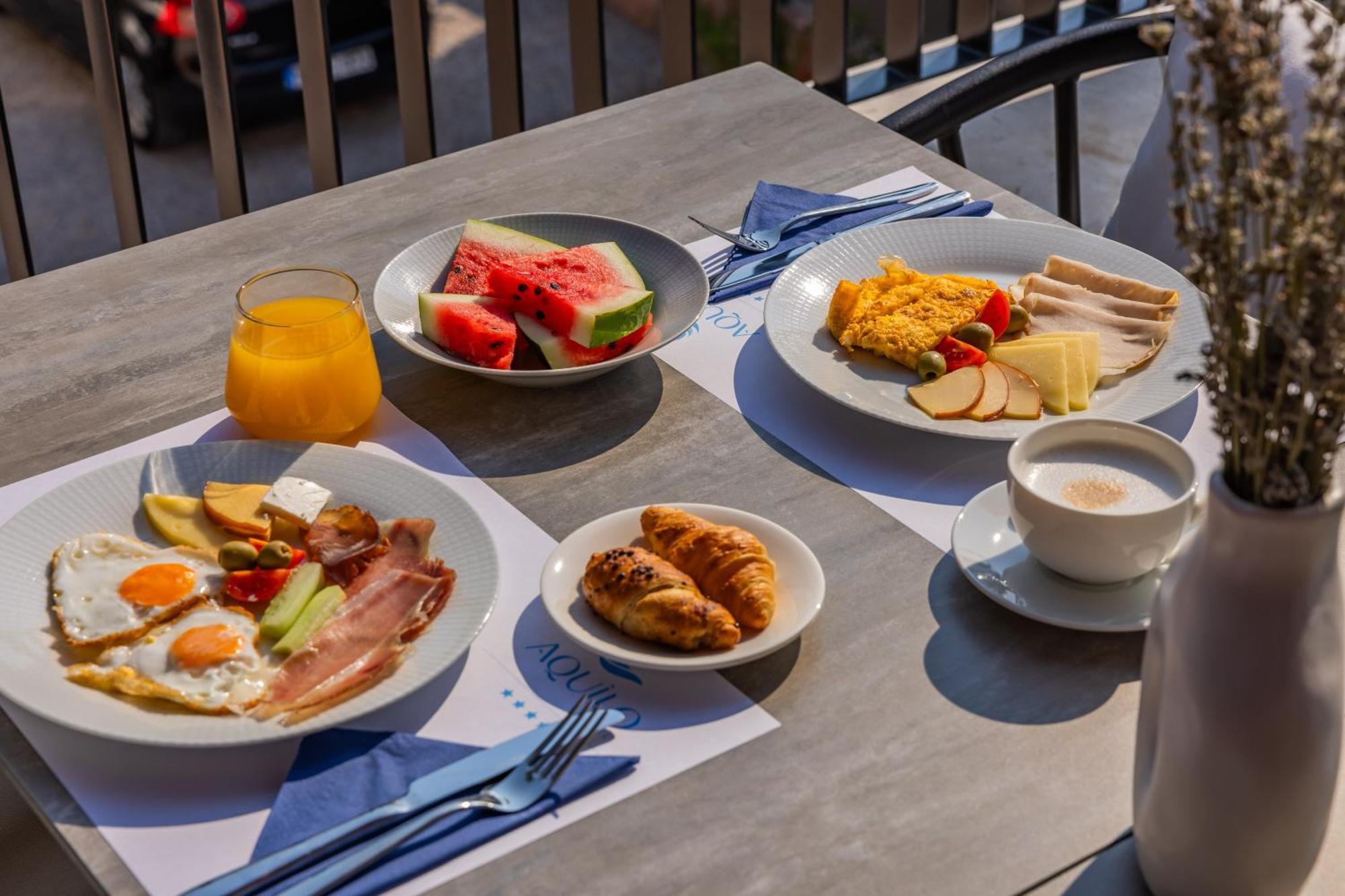 Hotel Aquilo Petrovac Zewnętrze zdjęcie