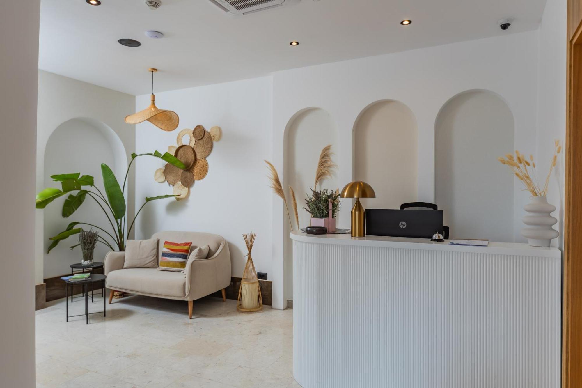 Hotel Aquilo Petrovac Zewnętrze zdjęcie
