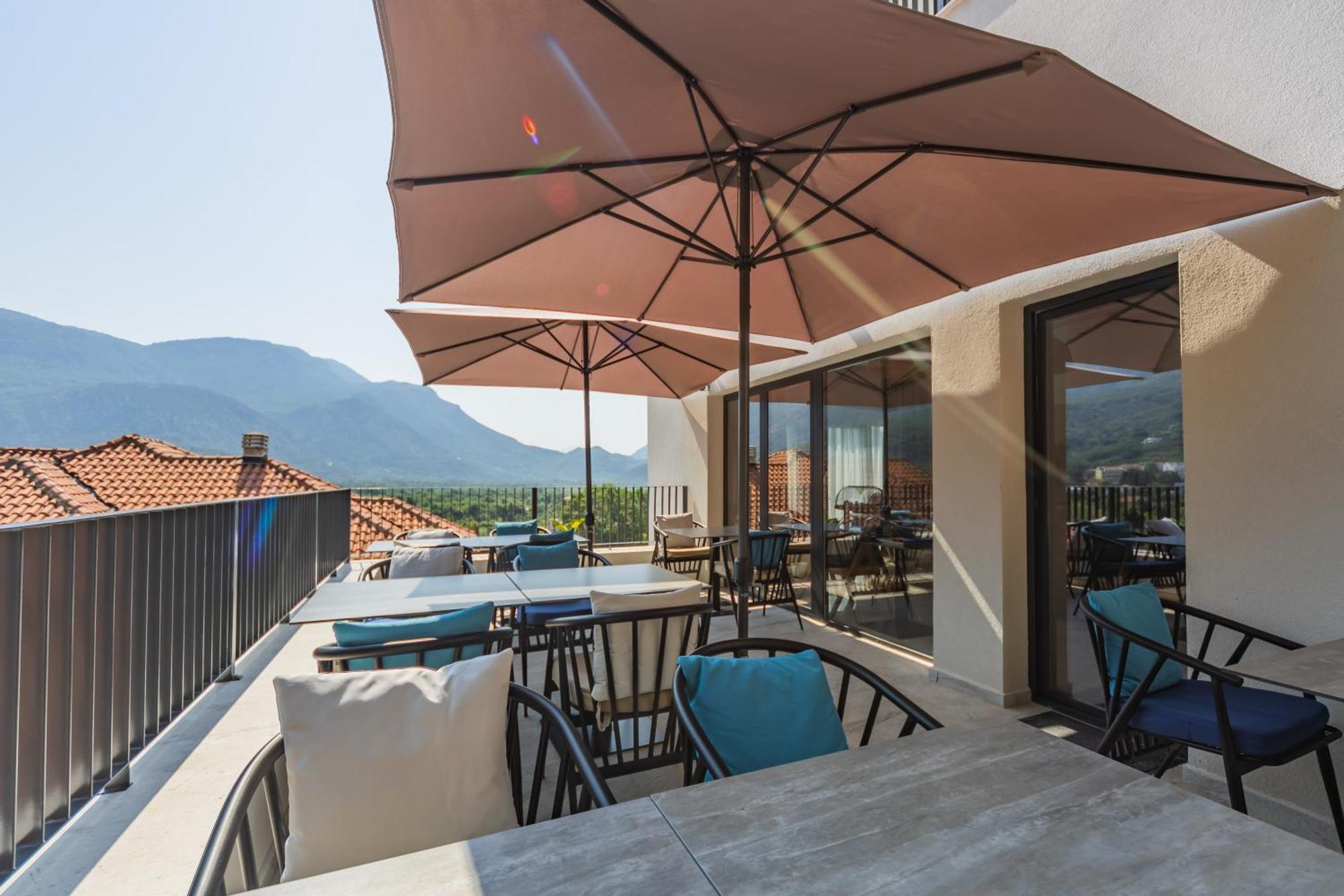 Hotel Aquilo Petrovac Zewnętrze zdjęcie