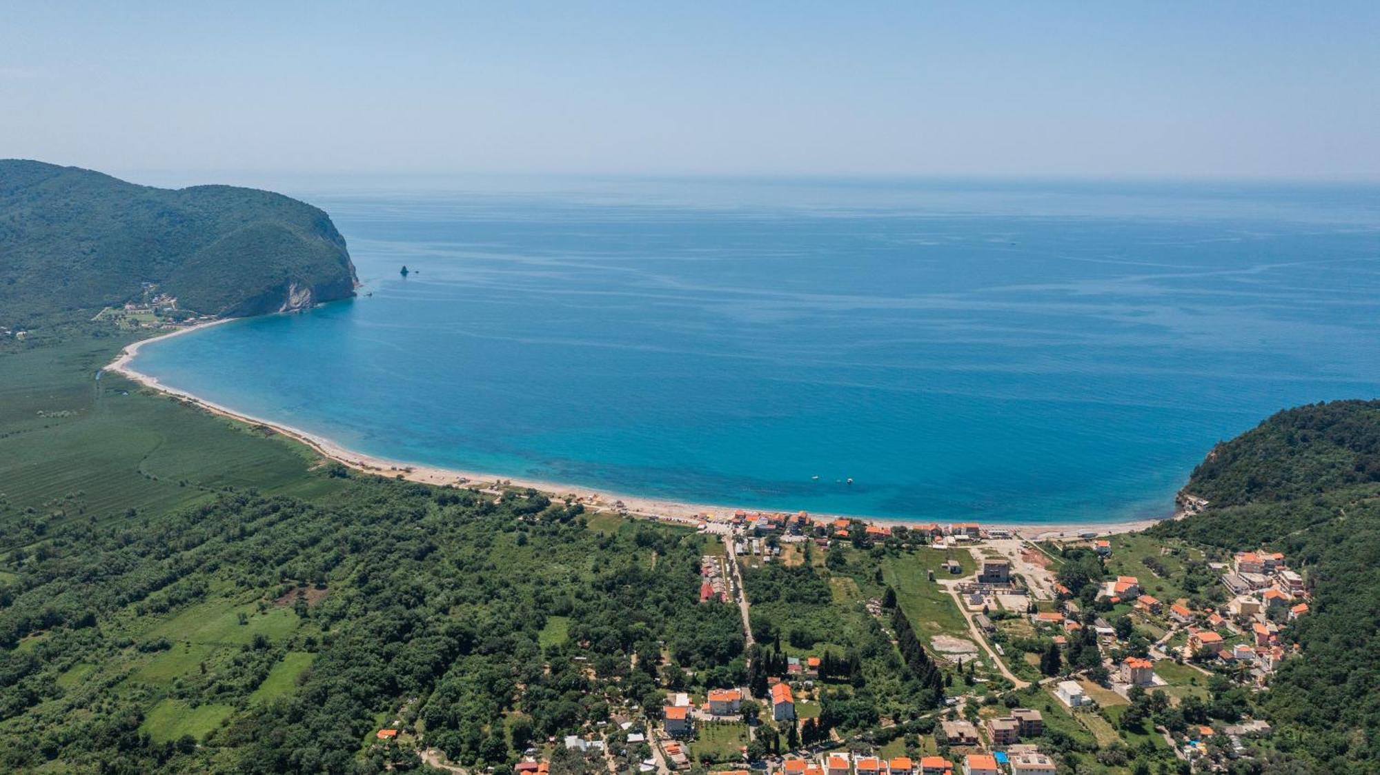 Hotel Aquilo Petrovac Zewnętrze zdjęcie