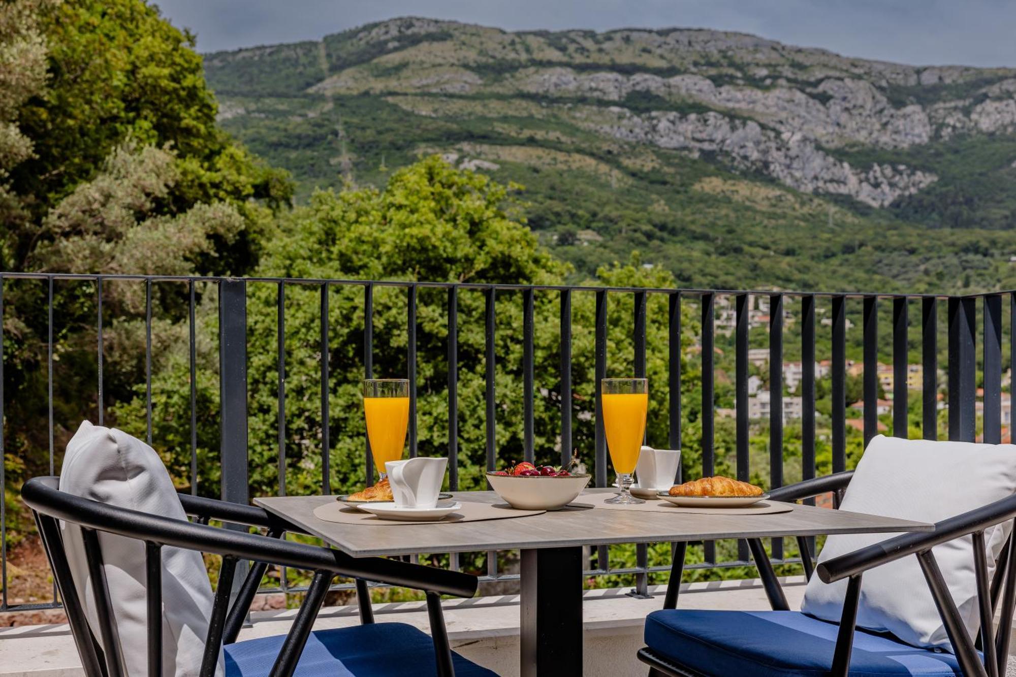 Hotel Aquilo Petrovac Zewnętrze zdjęcie