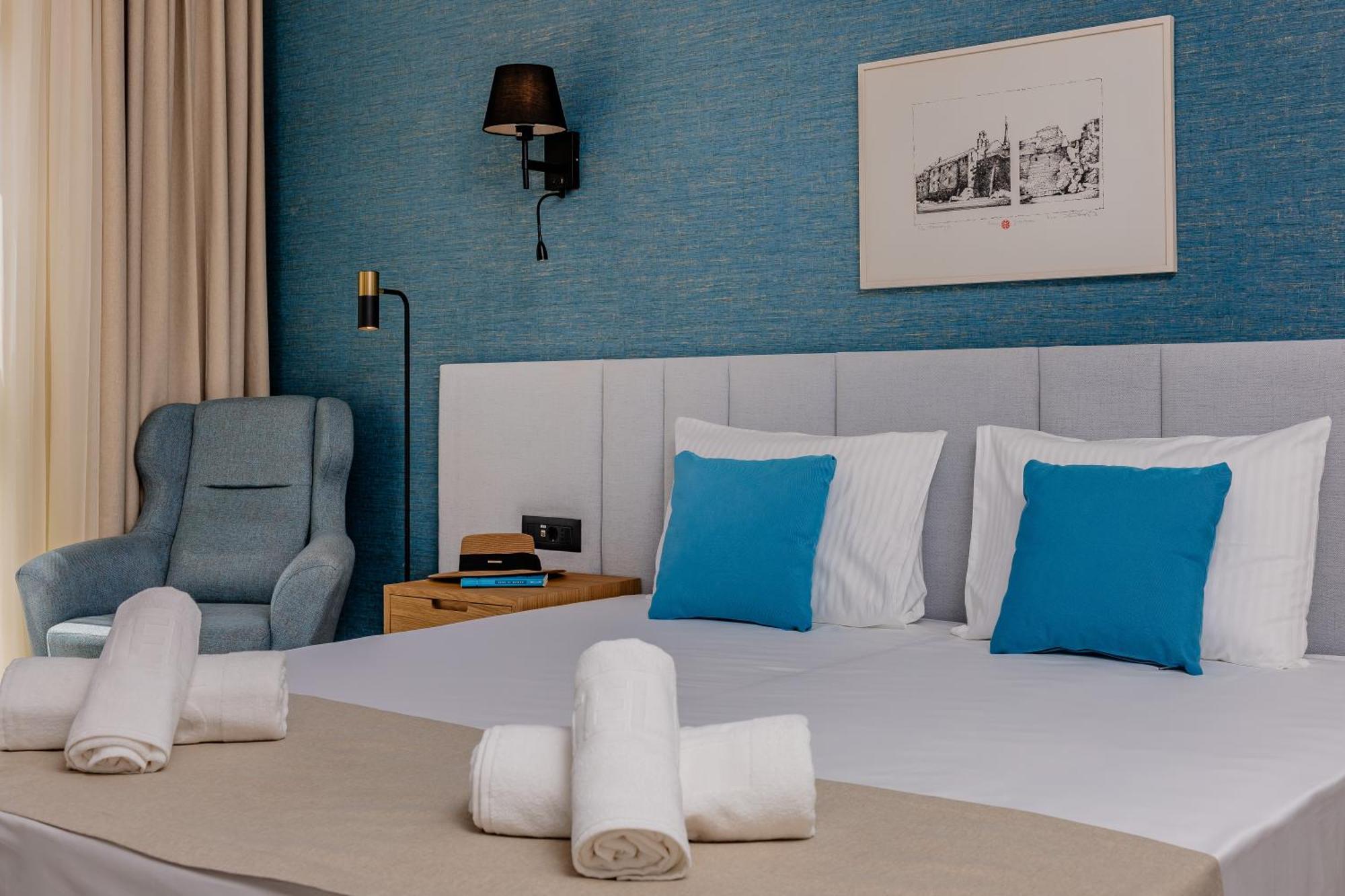 Hotel Aquilo Petrovac Zewnętrze zdjęcie