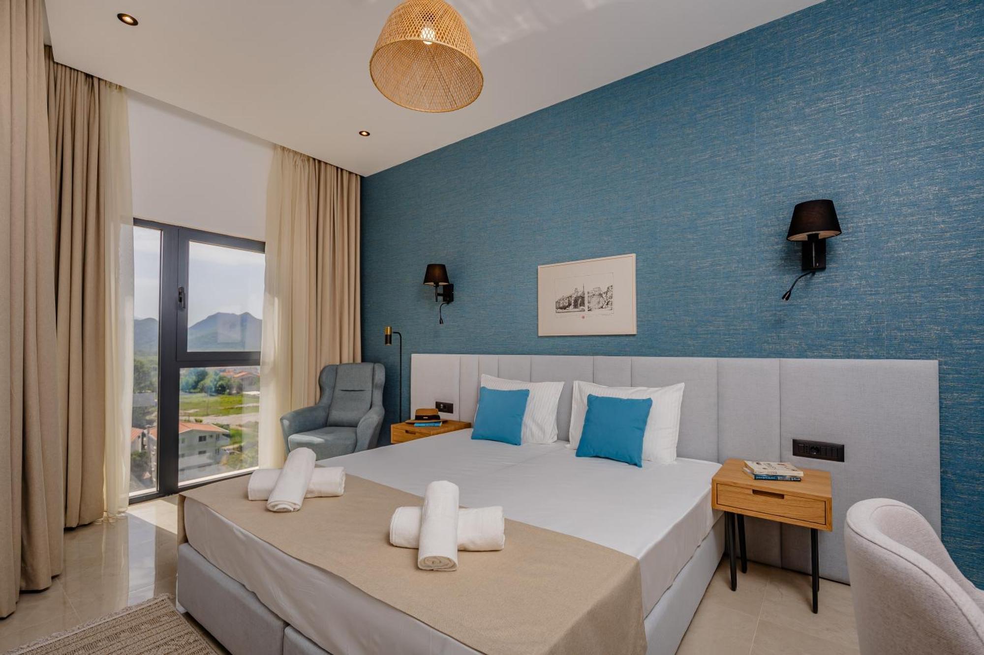 Hotel Aquilo Petrovac Zewnętrze zdjęcie