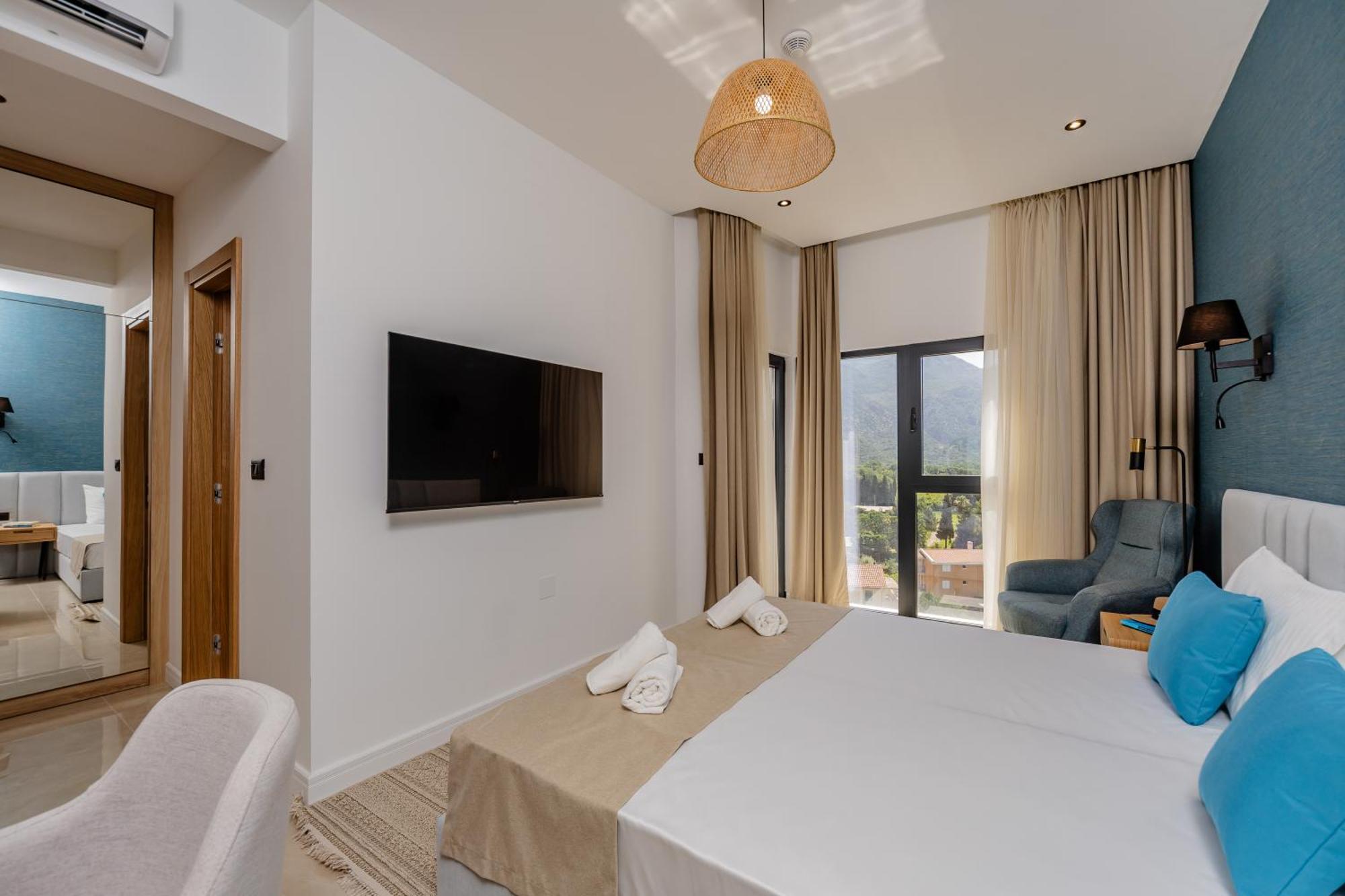 Hotel Aquilo Petrovac Zewnętrze zdjęcie