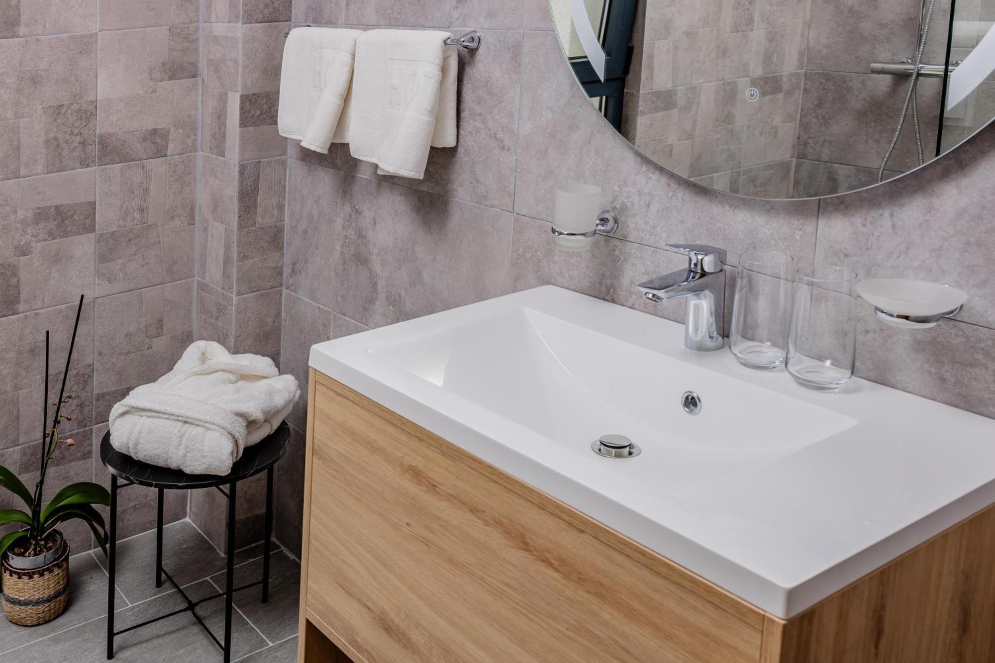 Hotel Aquilo Petrovac Zewnętrze zdjęcie